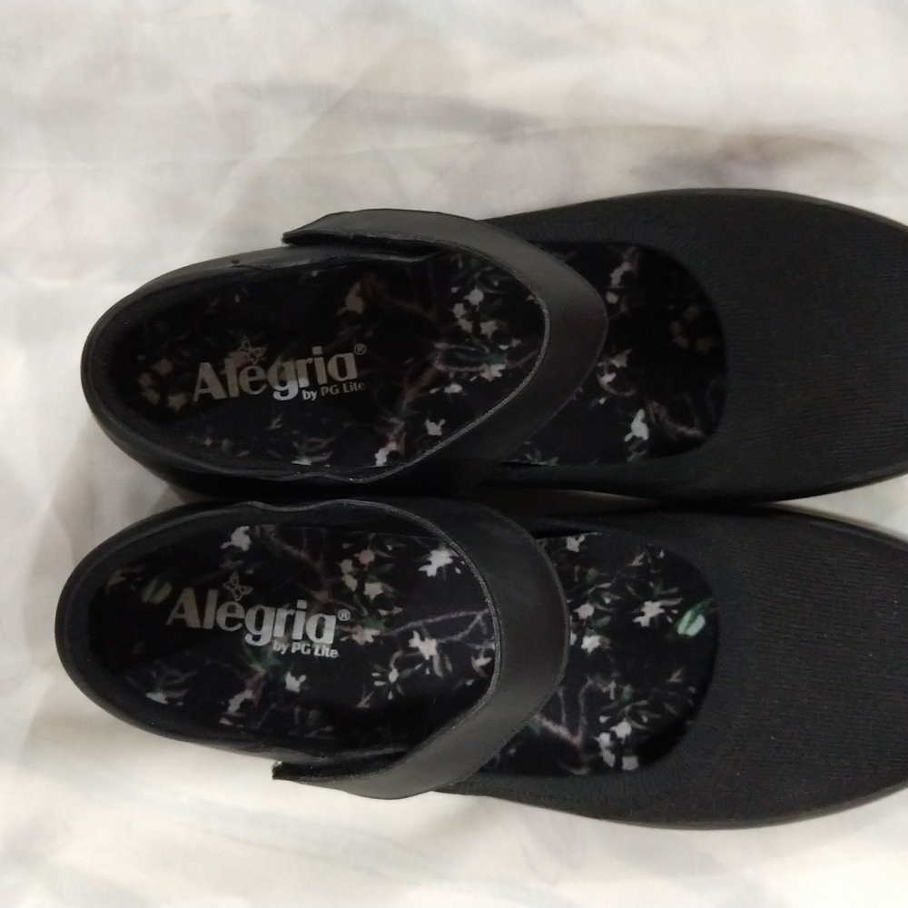 Alegria Olivia Mary Janes